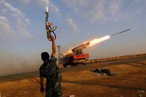 إرهابيون يسعون لنقل معسكرات التدريب من ليبيا إلى تونس