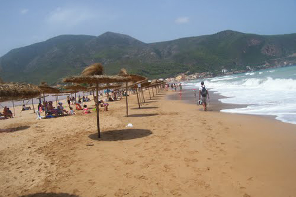 الدرك يحبط سرقة رضيع من شاطئ كاروبي بتيبازة