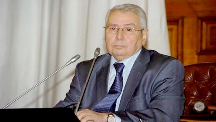 Bensalah reçu à Pékin par le président du Congrès consultatif politique du peuple chinois