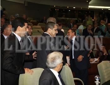 Sellal maintient le cap