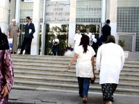 Manque de médicaments et rendez-vous éloignés