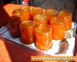 Confiture d'abricots à la vanille