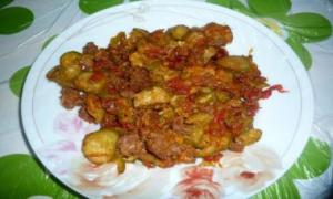 Hmisse de courgettes à la viande hachée