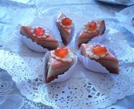 Gateaux de ouassila Les rochées à la noix de coco