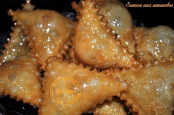 Samsa-Triangles en amandes