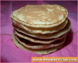 Petites crêpes américaines ( à la crème et à la vanille )