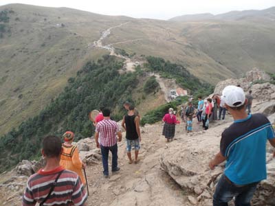 Une marée humaine au rituel d'Azrou N'Thour