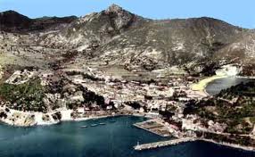 Pénurie chronique d'eau à Collo : Des habitants en colère ferment le siège de l'ADE