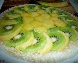 Tarte aux kiwis et les pêches