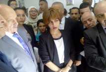 الوزيرة هدى فرعون غير راضية عن التسيير بمراكز البريد بتيارت