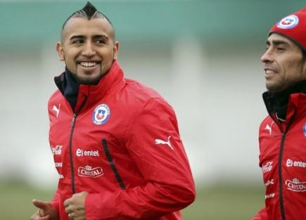 فيدال يُغادر معسكر المنتخب التشيلي ويعود إلى ألمانيا