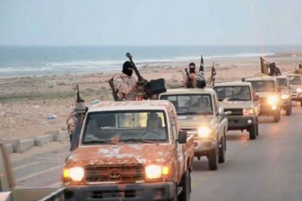 جنود ليبيون يلقون حتفهم في اشتباكات عنيفة مع داعش