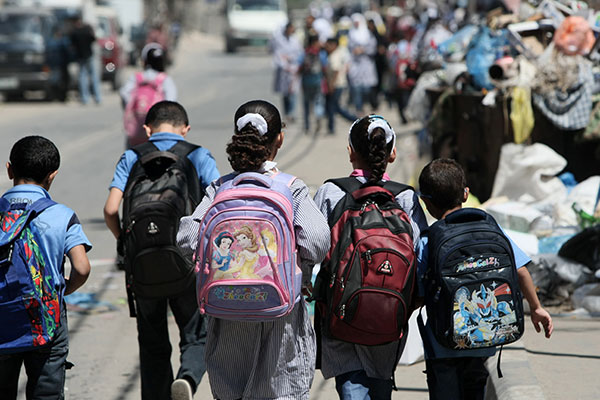 تلاميذ سكيكدة يدرسون وسط المخاطر ومخلفات البناء..والأميار نائمون