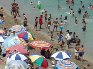 تراجع في عدد المصطافين القاصدين لشواطئ العاصمة