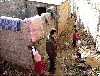 سكان زريبة الوادي ببسكرة يحتجون لتأخر استفادتهم من برنامج القضاء على السكن الهش