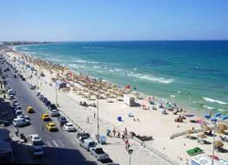 والي عين تموشنت يطبق خريطة التنمية بخطى عملاقة