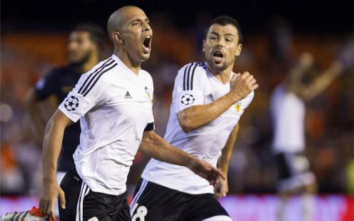 فيغولي يمدد عقده مع فالنسيا