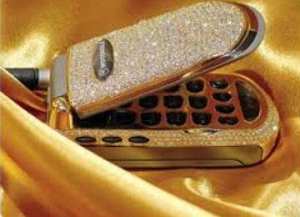 لص الهواتف النقالة بمستشفى بشير بن ناصر ببسكرة خلف القضبان