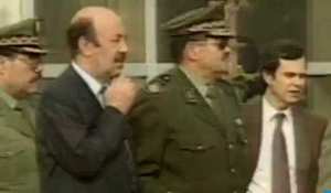 Le patron du DRS, le général Toufik a été limogé et remplacé par le général Athmane Tartag (presse)