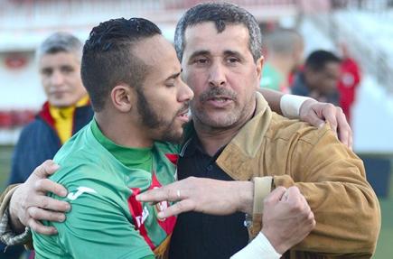 رايسي يوبخ اللاعبين في الدار البيضاء ويطالبهم بثورة ضد لازمو