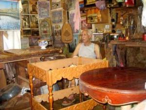 Artisanat dans la Casbah : Le Doyen fait de la résistance