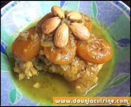 Tajine de poulet aux abricots secs