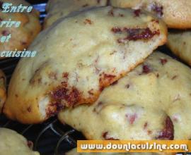 Cookies au chocolat et aux éclats d'amandes