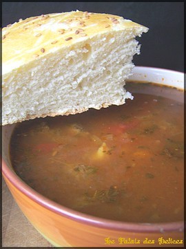 Soupe de langues d'oiseaux aux boulettes de viande