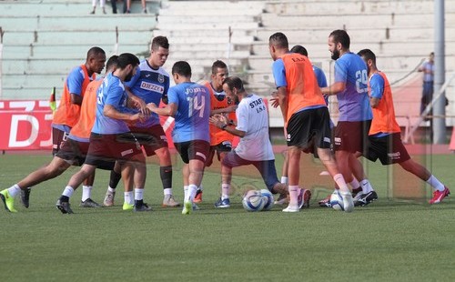 س.غليزان في مواجهة و.سطيف