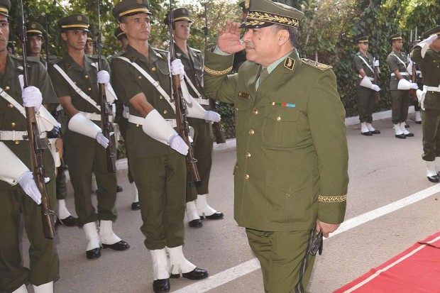 Installation du général-major Menad Nouba