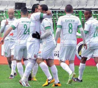 مرزوقي يقود مولودية الجزائر للفوز أمام جمعية وهران