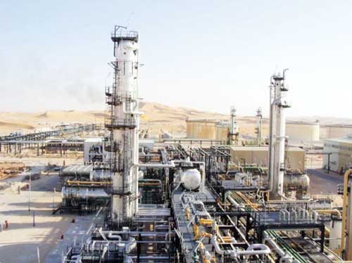 «الجمهورية» تستطلع آثار المنطقة البترولية على التنمية بأدرار