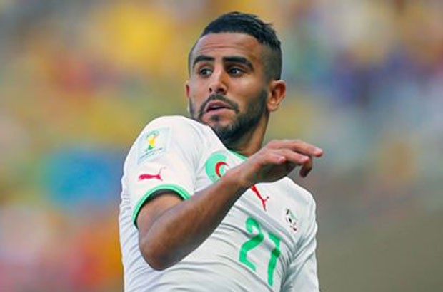 Les internationaux algériens en Angleterre et en France