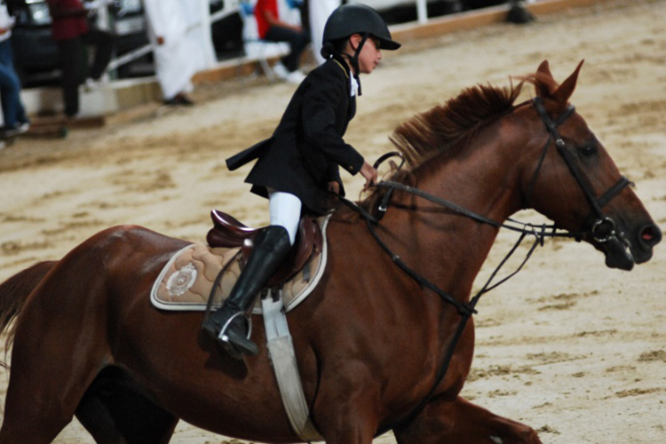 أطفال يتنافسون على لقب 