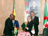 Signature d'un mémorandum d'entente sur les consultations politiques