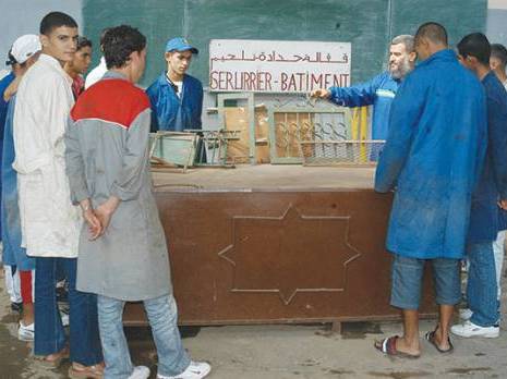 Mebarki veut relancer le bac professionnel