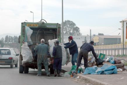 8500 عون للتكفل ب 8 آلاف طن من الفضلات خلال يومي العيد بالعاصمة