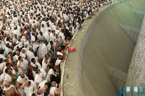 وفاة حاجتين من سكيكدة تربطهما صلة قرابة في تدافع الحجاج