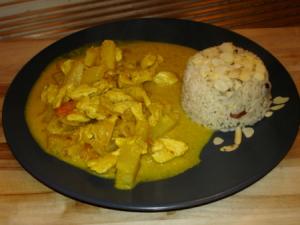 Poulet à l'ananas et au curry