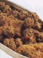 Boulettes de viande hachée de poulet en sauce