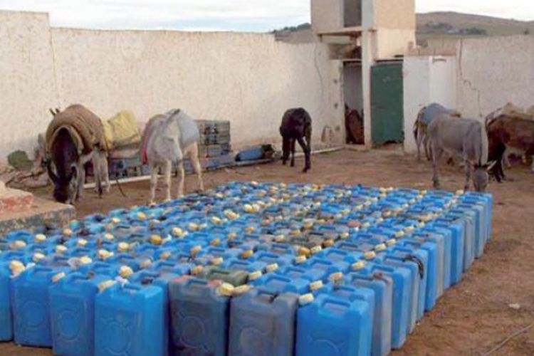 حجز‮‬3‮ ‬آلاف لتر من المازوت والبنزين في مخزن للوقود بتلمسان