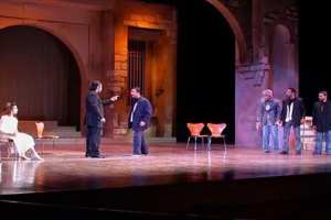 العرض الشرفي لمسرحية  زهرة الوادي  الخميس بقسنطينة