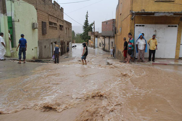 إنقاذ شخصين عالقين بإيليزي بواسطة مروحية عسكرية