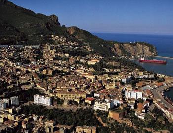 Béjaïa ne sait pas dépenser son argent