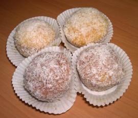 Boules de noix de coco à la fleur d'oranger