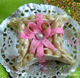 Regalo algérien par Chahrazed (étapes illustrées)