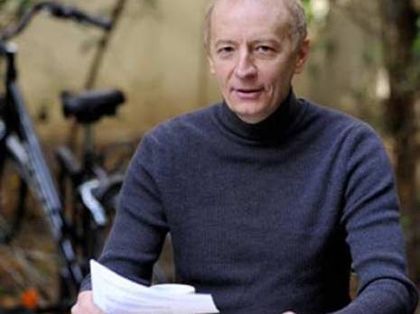 Franck Laval. Président de l'ONG Ecologie sans frontières : La plupart des pirates somaliens sont d'anciens pêcheurs