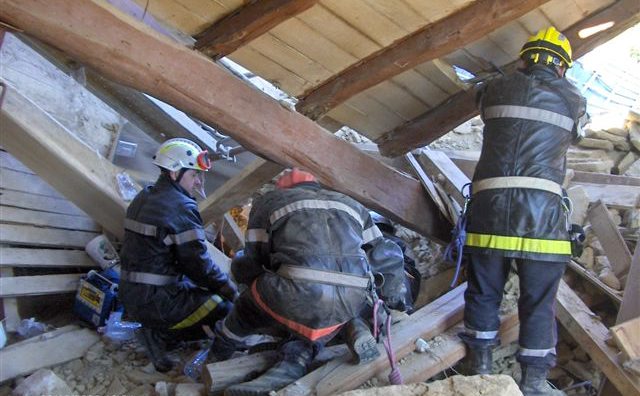 Tipasa - L'initiative d'un sapeur-pompier : Une caméra à distance sans fil