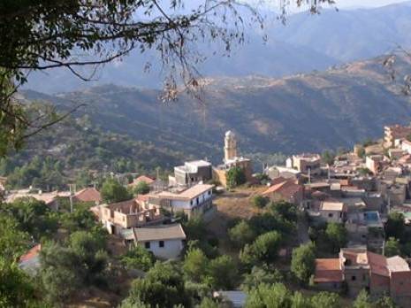 Taourirt-Ighil (Béjaïa) - Retour au travail collectif à Aguemoun