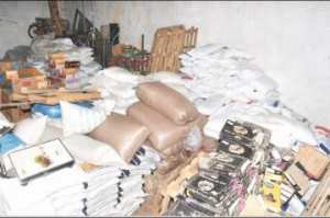 كشف مخابئ تحتوي على 700 كلغ من المواد الغذائية بعين الدفلى